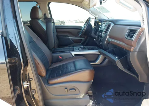 2017 Nissan Titan Platinum Reserve из США, поврежденный, VIN 1N6AA1E52HN536777